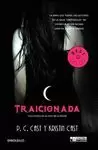 TRAICIONADA. LA CASA DE LA NOCHE 2