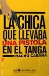 CHICA QUE LLEVABA UNA PISTOLA EN EL TANGA